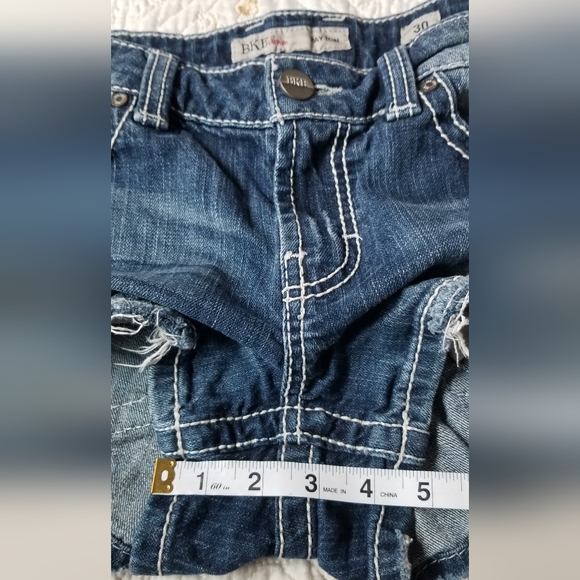 BKE payton (30) denim shorts - Picture 2 of 5